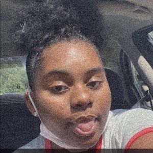 Meet your Posher, Araiha